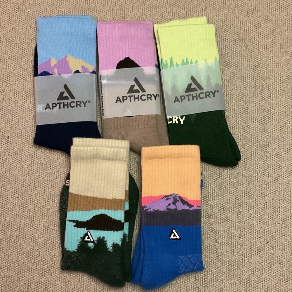 Aptchry Men's Scenic Crew Socks - Multi Color Pack